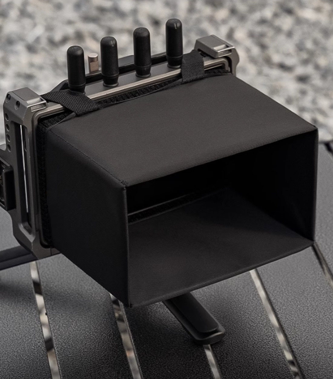 Moniteur à écran LCD, pare-sol - Quality Photography Lighting avis et prix